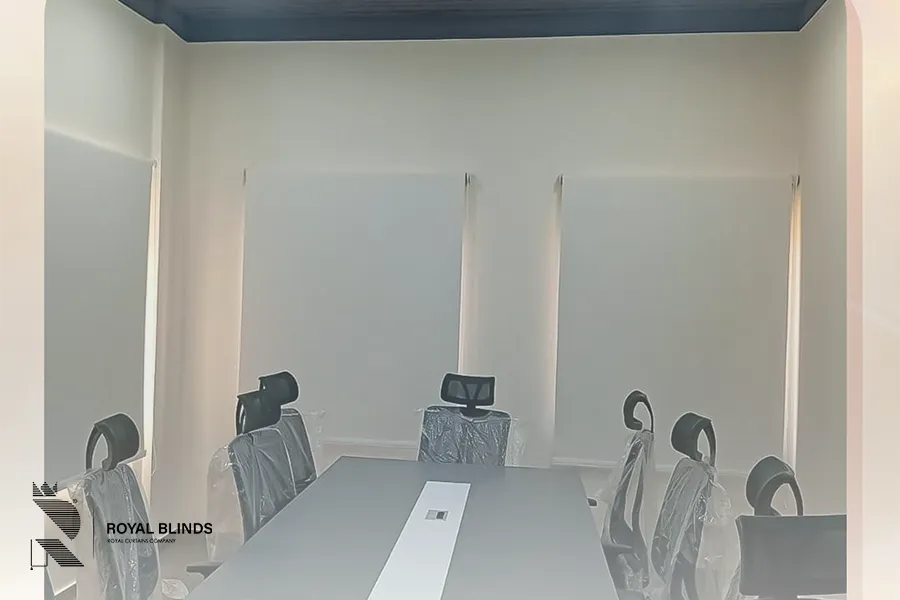 ستائر رول للمكاتب