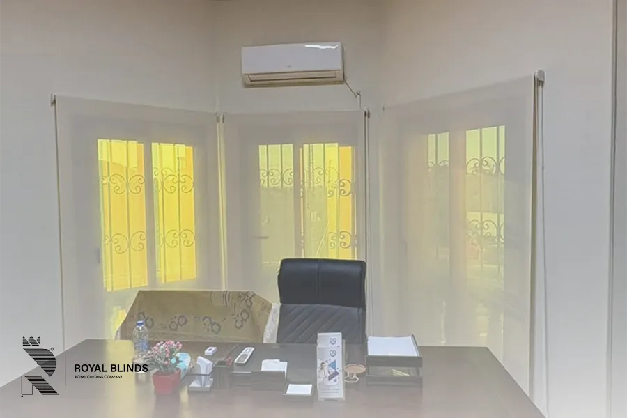 ستائر رول للمكاتب